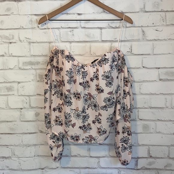 NWOT Dee Elly floral off shoulder blouse - Picture 2 of 5